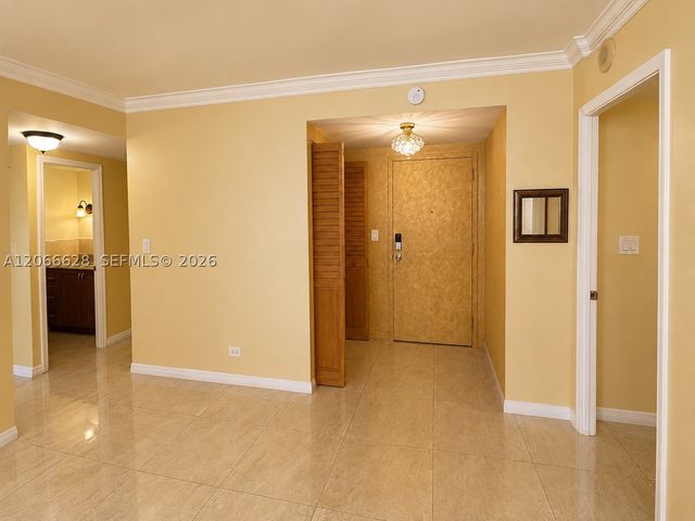251 174th St 706, Sunny Isles Beach, FL 33160