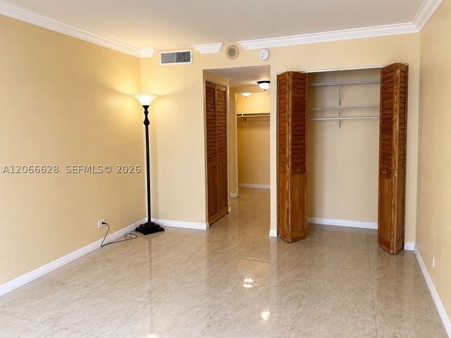 251 174th St 706, Sunny Isles Beach, FL 33160
