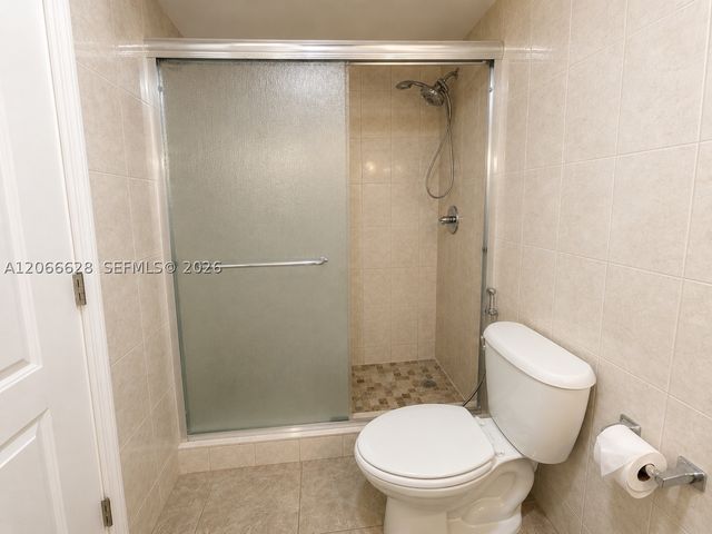 251 174th St 706, Sunny Isles Beach, FL 33160