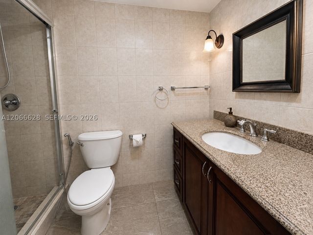 251 174th St 706, Sunny Isles Beach, FL 33160