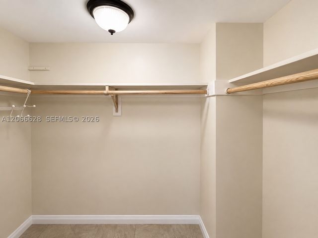 251 174th St 706, Sunny Isles Beach, FL 33160