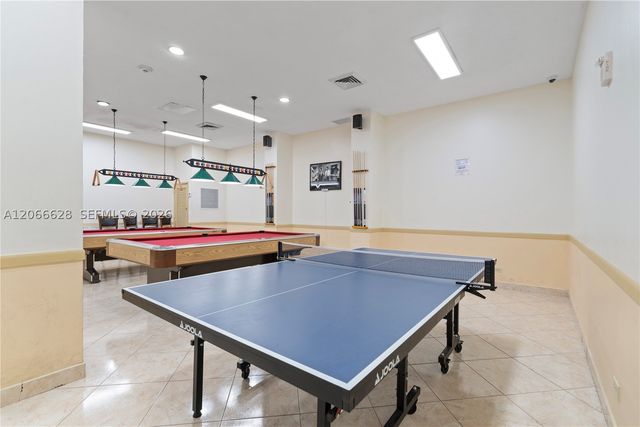251 174th St 706, Sunny Isles Beach, FL 33160