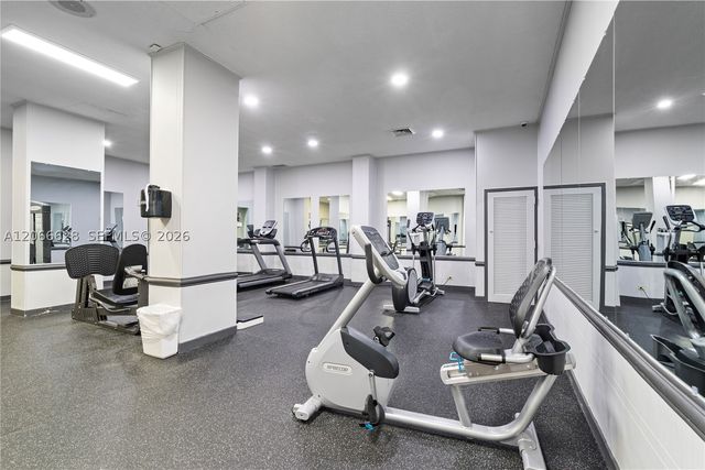 251 174th St 706, Sunny Isles Beach, FL 33160