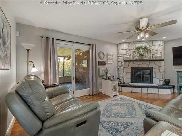 127 Litton Heights, Scott Depot, WV 25560