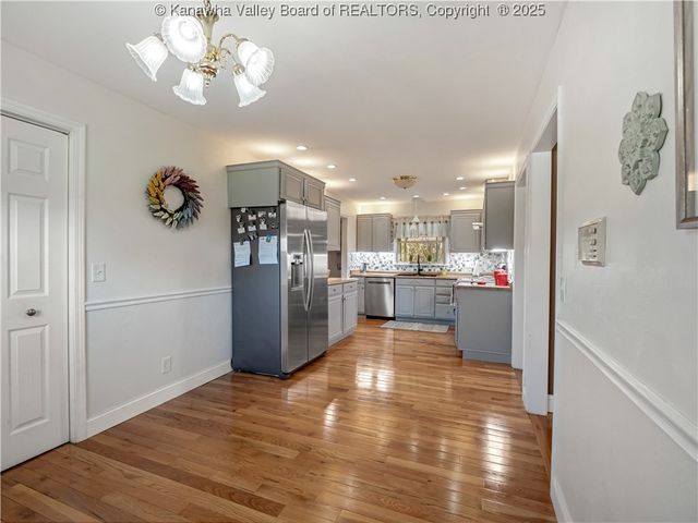 127 Litton Heights, Scott Depot, WV 25560