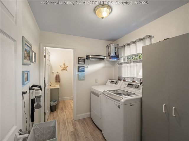 127 Litton Heights, Scott Depot, WV 25560