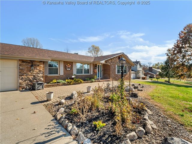 127 Litton Heights, Scott Depot, WV 25560