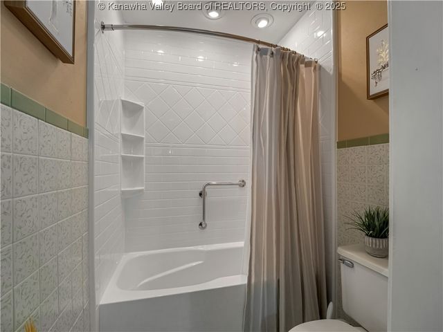 127 Litton Heights, Scott Depot, WV 25560