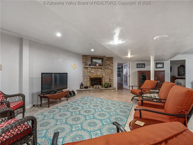 127 Litton Heights, Scott Depot, WV 25560