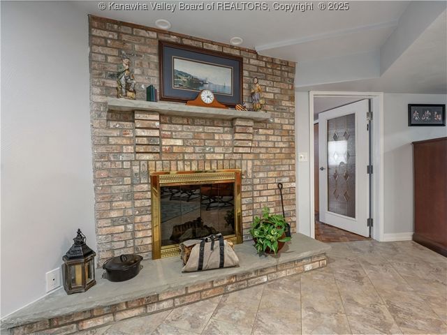 127 Litton Heights, Scott Depot, WV 25560