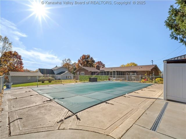 127 Litton Heights, Scott Depot, WV 25560