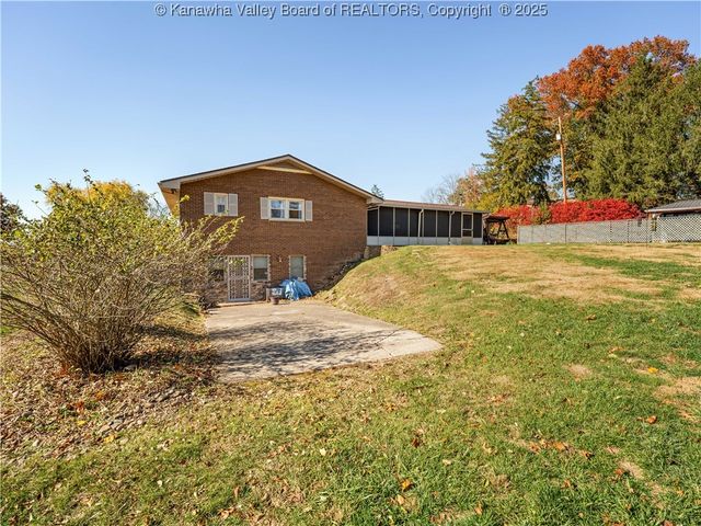 127 Litton Heights, Scott Depot, WV 25560