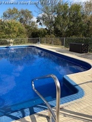 127 Litton Heights, Scott Depot, WV 25560