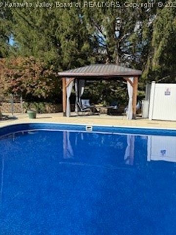 127 Litton Heights, Scott Depot, WV 25560