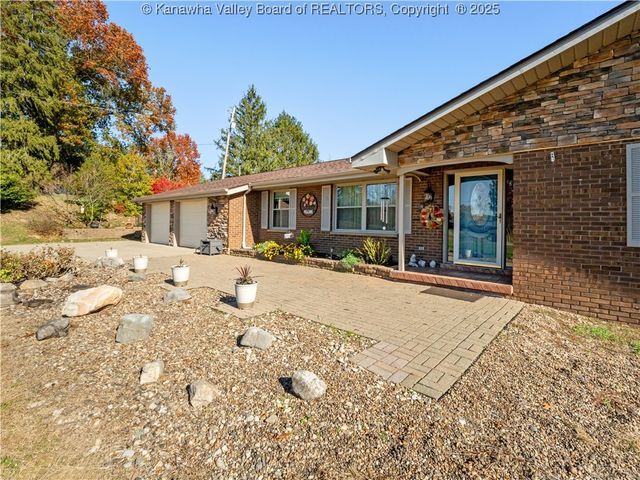 127 Litton Heights, Scott Depot, WV 25560