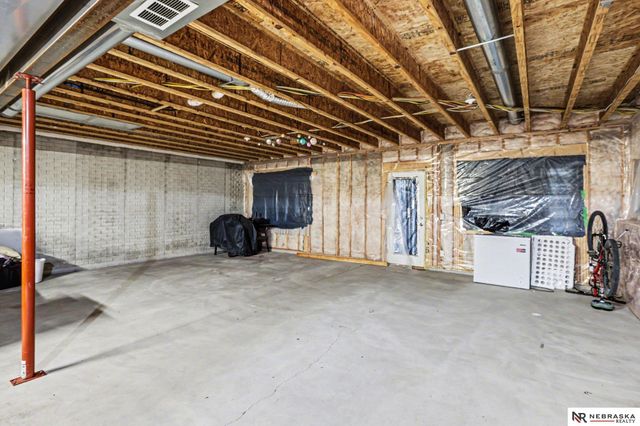 8604 Ridge Hollow Drive, Lincoln, NE 68526