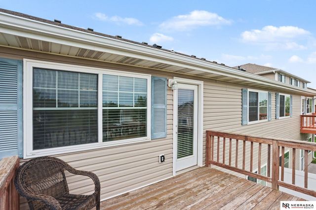 8604 Ridge Hollow Drive, Lincoln, NE 68526