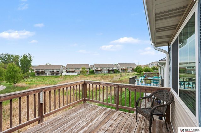8604 Ridge Hollow Drive, Lincoln, NE 68526