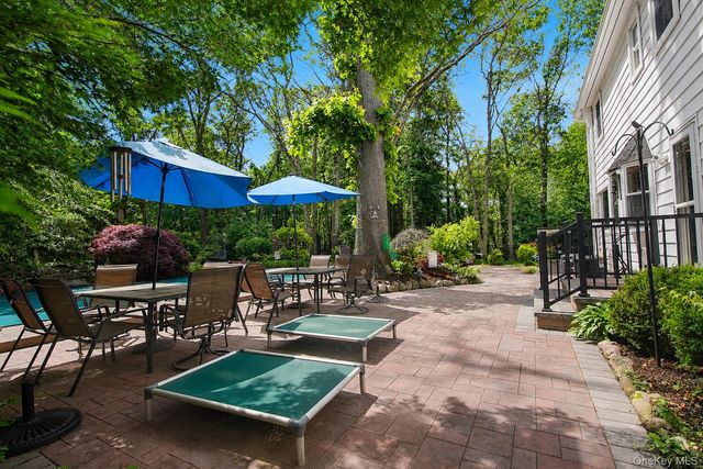 77 Shore Road, Mount Sinai, NY 11766
