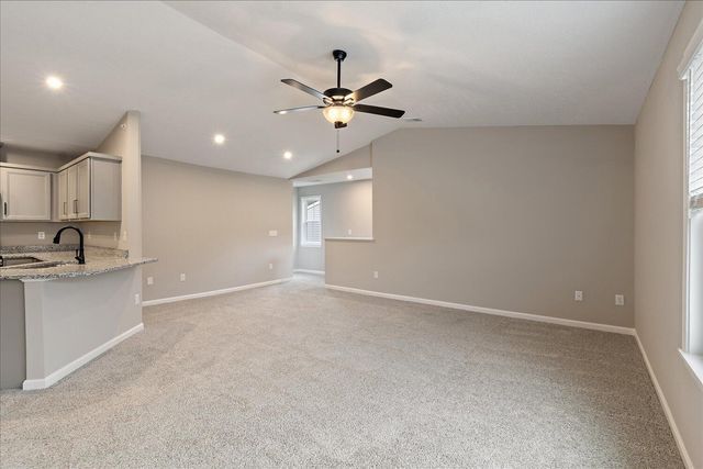 4714 Bentwood Hills Drive, 6-305, Wilder, KY 41071