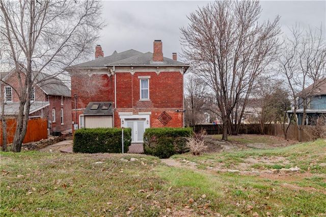 605 Atchison Street, Atchison, KS 66002