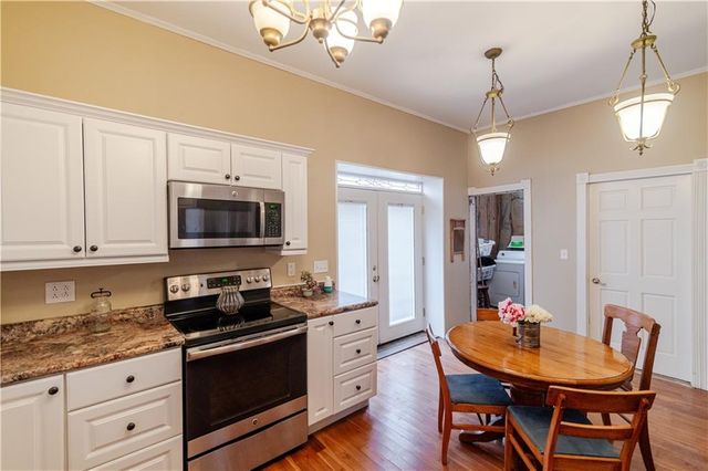 605 Atchison Street, Atchison, KS 66002