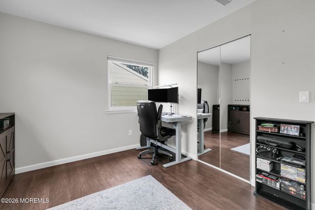935 Gloucester Drive, Toms River, NJ 08753