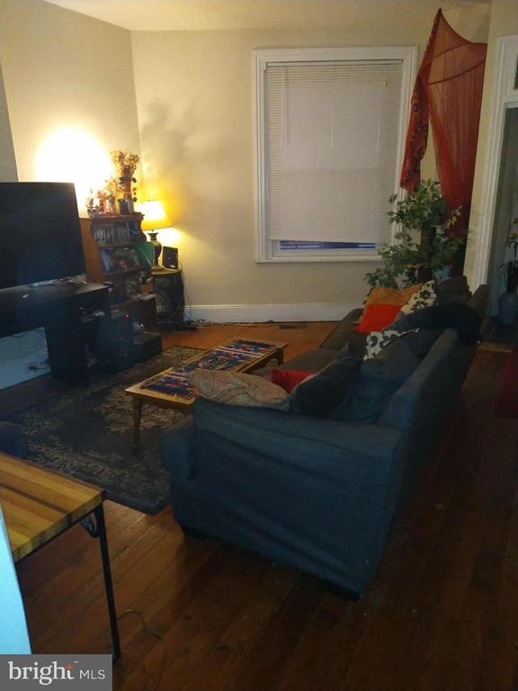 3315 CRESSON ST, Philadelphia, PA 19129