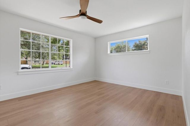 104 Oriole Lane, Angleton, TX 77515