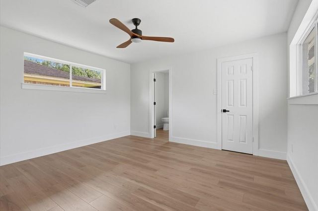 104 Oriole Lane, Angleton, TX 77515