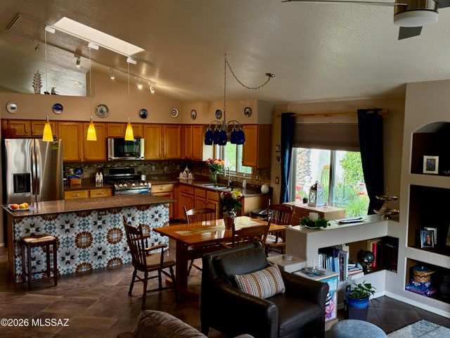 1478 W Sand Pebble Drive, Oro Valley, AZ 85737