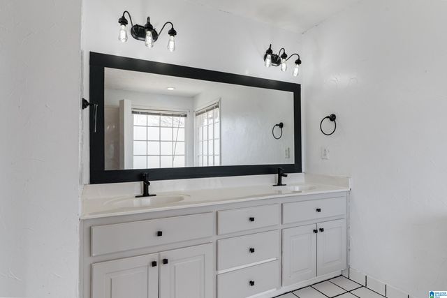 164 KENTWOOD DRIVE, Alabaster, AL 35007