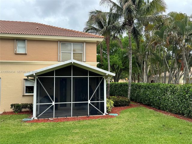 435 Rainbow Springs Ter, Royal Palm Beach, FL 33411