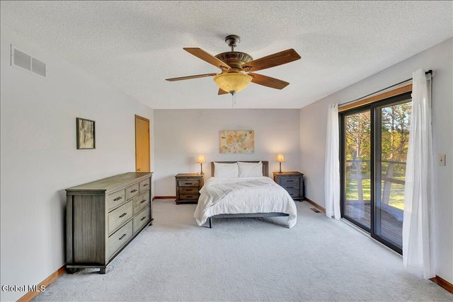 2 Chantal Court, Milton, NY 12020