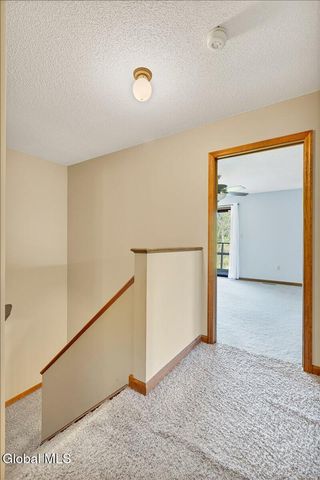 2 Chantal Court, Milton, NY 12020