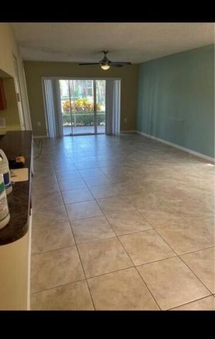 16106 Glenmoor Drive, West Palm Beach, FL 33409