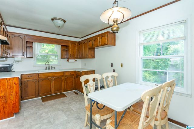 210 RIDGEWAY ROAD, Hueytown, AL 35023