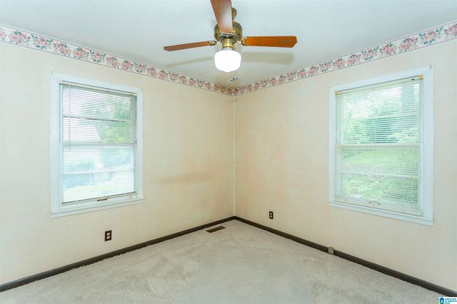 210 RIDGEWAY ROAD, Hueytown, AL 35023