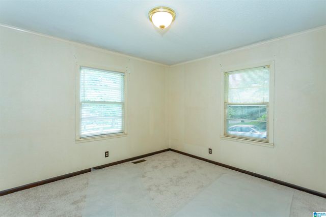 210 RIDGEWAY ROAD, Hueytown, AL 35023