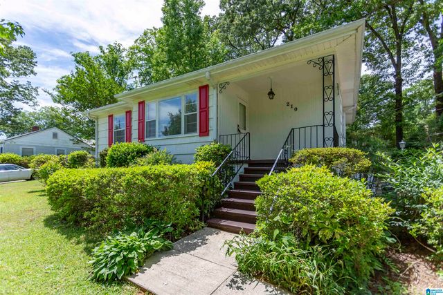 210 RIDGEWAY ROAD, Hueytown, AL 35023