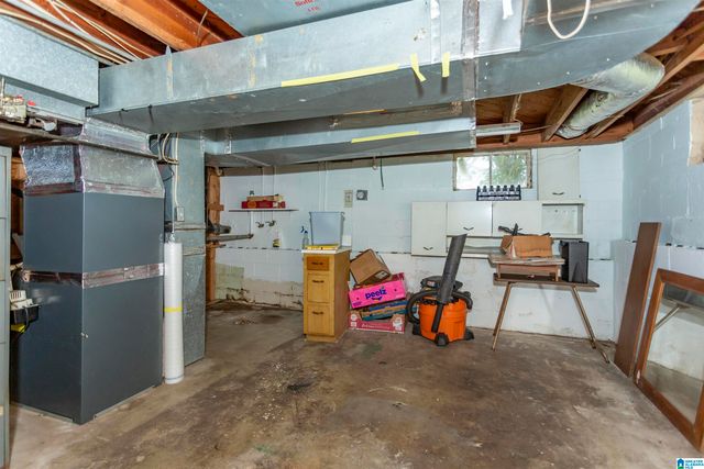 210 RIDGEWAY ROAD, Hueytown, AL 35023