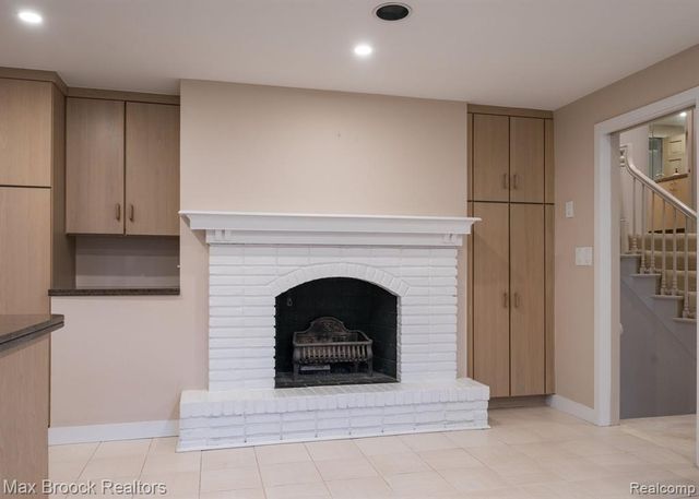 25461 Tweed Drive, Franklin, MI 48025