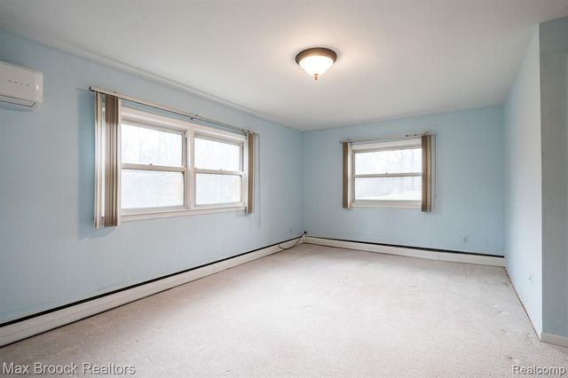 25461 Tweed Drive, Franklin, MI 48025