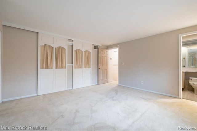 25461 Tweed Drive, Franklin, MI 48025