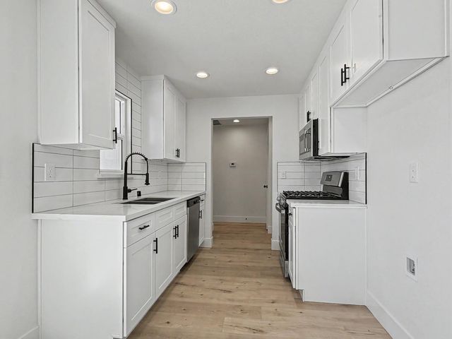 3918 Wildrose Way, Sacramento, CA 95826