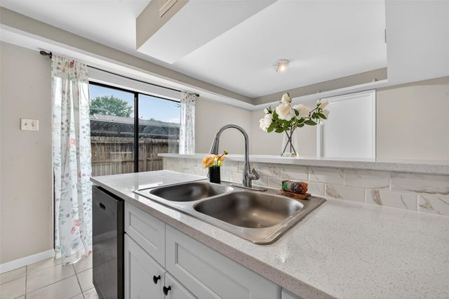 1445 Bonanza Road 445, Houston, TX 77062