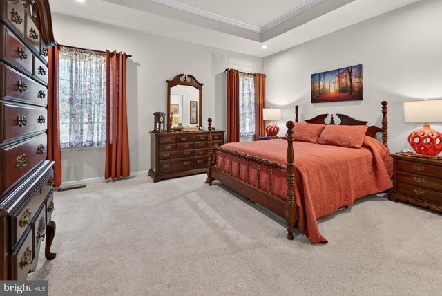 324 TAFT DR, Swedesboro, NJ 08085