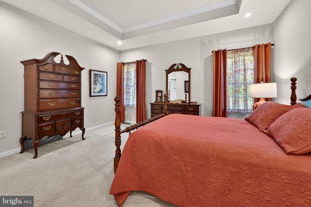 324 TAFT DR, Swedesboro, NJ 08085