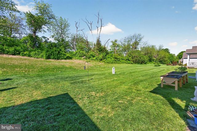 324 TAFT DR, Swedesboro, NJ 08085