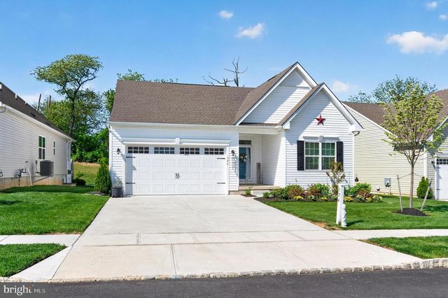 324 TAFT DR, Swedesboro, NJ 08085